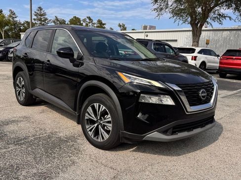 Used 2023 Nissan Rogue SV FWD image 7