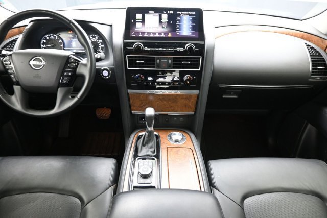 Used 2024 Nissan Armada SL w/ Captain's Chairs Package AWD/4WD image 21