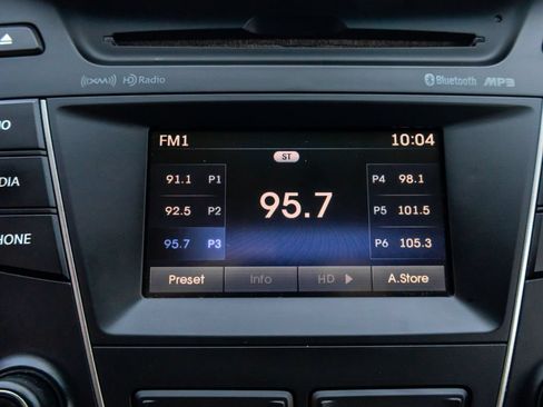 Used 2016 Hyundai Santa Fe Sport 2.0T FWD image 32