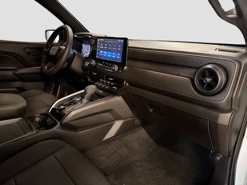 Used 2025 Chevrolet Colorado Trail Boss w/ Midnight Edition image 23