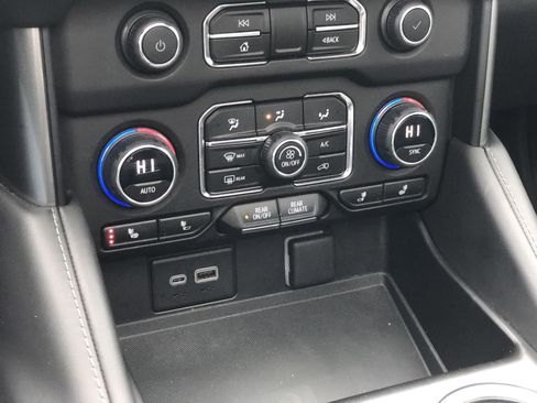 Used 2023 Chevrolet Tahoe Z71 w/ Z71 Off-Road Package image 24