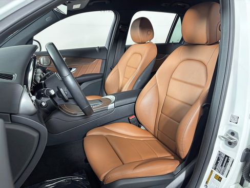 Certified 2022 Mercedes-Benz GLC 300 4MATIC image 13