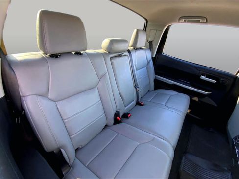 Used 2020 Toyota Tundra SR5 w/ SR5 Leather Package RWD image 19