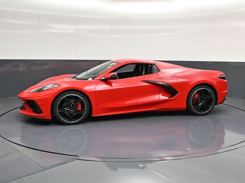 Used 2022 Chevrolet Corvette Stingray Convertible w/ 1LT RWD image 7