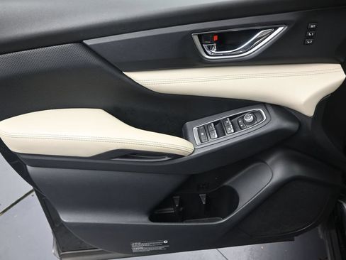 Used 2019 Subaru Ascent Limited AWD/4WD image 11