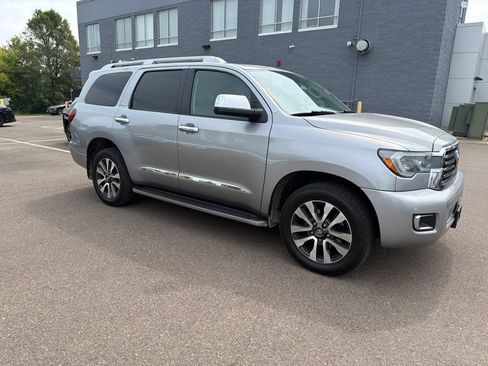 Used 2018 Toyota Sequoia Limited AWD/4WD image 13