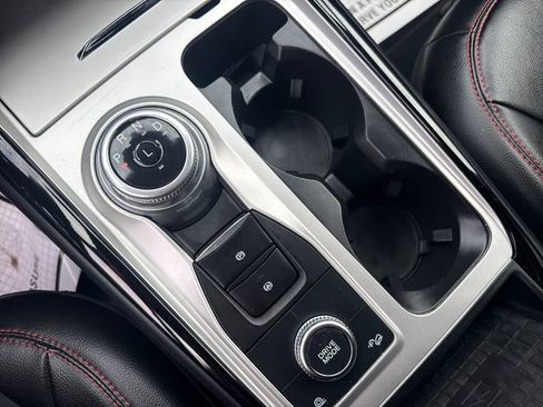 Used 2022 Ford Explorer ST-Line w/ Class IV Trailer Tow Package image 37