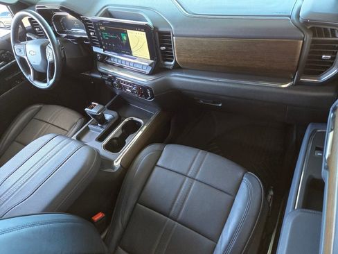 Used 2024 Chevrolet Silverado 1500 High Country w/ High Country Premium Package image 19