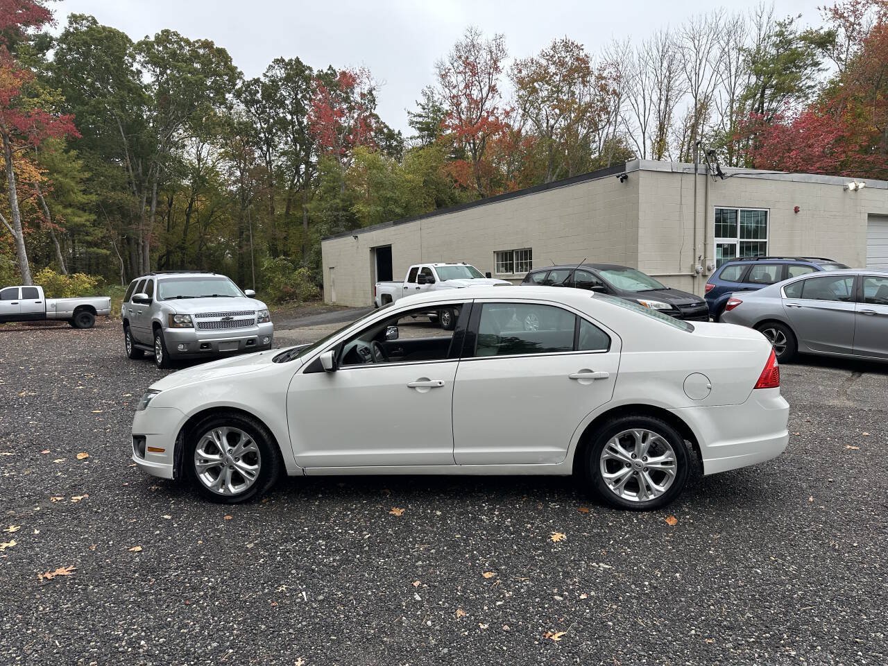Used 2012 Ford Fusion SE FWD image 3