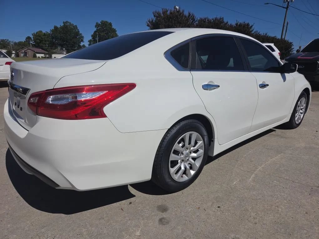 Used 2016 Nissan Altima 2.5 S FWD image 5