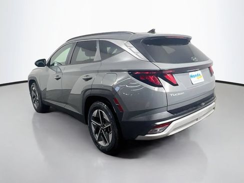 Used 2025 Hyundai Tucson SEL FWD image 6