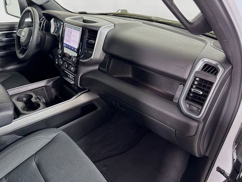 Used 2025 RAM 1500 Lone Star image 28