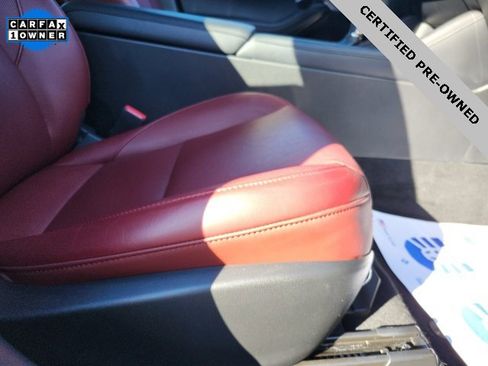 Used 2023 MAZDA MAZDA3 Hatchback w/Premium Plus Pkg image 24