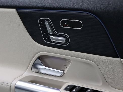 Certified 2026 Mercedes-Benz GLA 250 4MATIC image 23