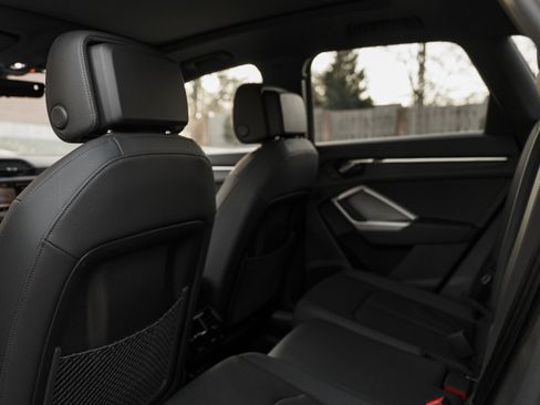 Certified 2025 Audi Q3 2.0T Premium w/ Convenience Package image 24