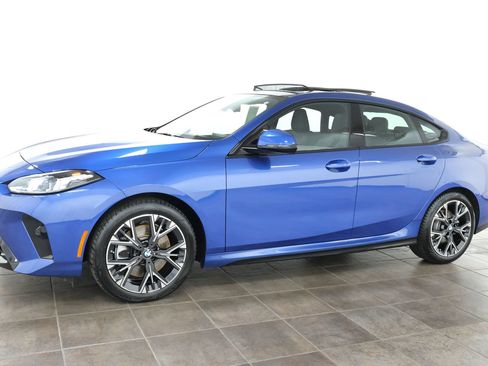 Used 2025 BMW 228i xDrive w/ Premium Package AWD/4WD image 2