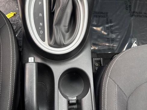 Used 2019 Kia Soul FWD image 10