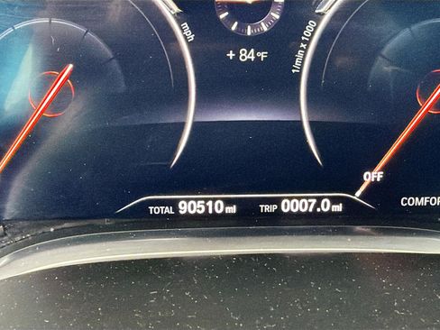 Used 2019 BMW 740i w/ Executive Package image 41