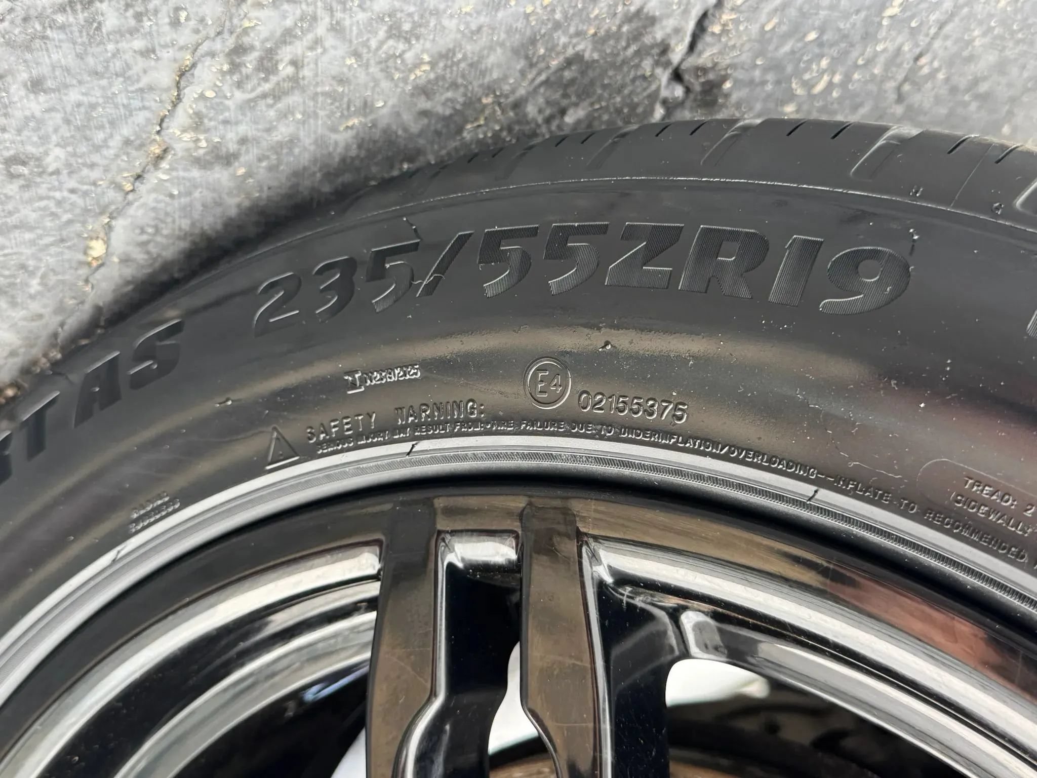 Used 2018 Porsche Macan AWD/4WD image 47