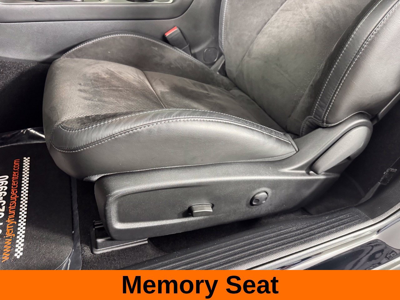 Used 2022 Dodge Challenger R/T Scat Pack RWD image 14