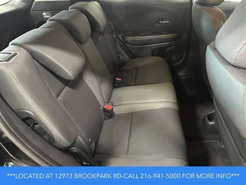 Used 2022 Honda HR-V LX image 18