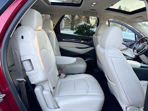 Used 2022 Buick Enclave Essence w/ Experience Buick Package image 28