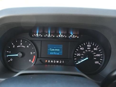 Used 2023 Ford E-450 and Econoline 450 Super Duty w/ Power Windows & Locks Group RWD image 28