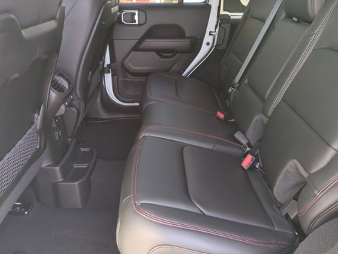 New 2026 Jeep Wrangler Unlimited Rubicon 392 image 17