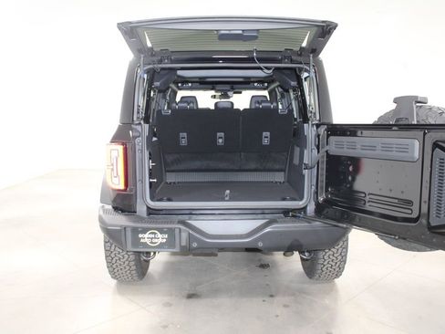 New 2025 Ford Bronco Badlands image 13