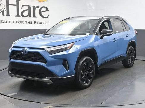 Used 2024 Toyota RAV4 XSE w/ Weather Package AWD/4WD image 35