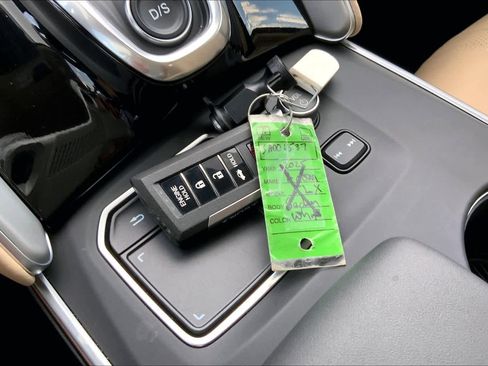 Used 2025 Acura TLX w/ Technology Package image 14