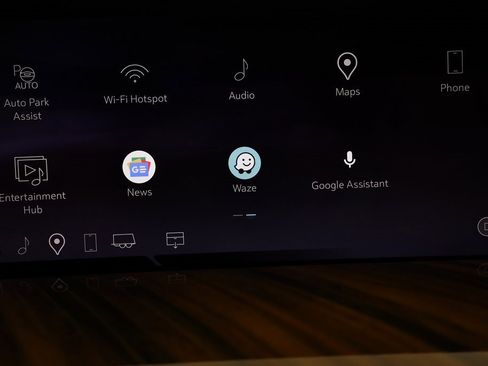 Used 2025 Cadillac Escalade Sport Platinum w/ LPO, ONYX Package image 28