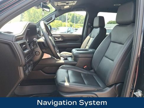 Used 2024 Chevrolet Suburban Z71 w/ Z71 Off-Road Package AWD/4WD image 2