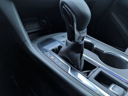 Used 2024 Chevrolet Equinox LT w/ LPO, Cargo Package FWD image 22