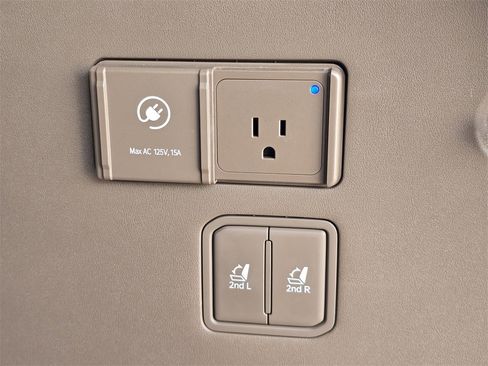 Used 2024 Kia EV9 GT-Line image 14