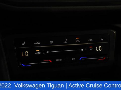 Used 2022 Volkswagen Tiguan SE w/ Panoramic Sunroof Package AWD/4WD image 20