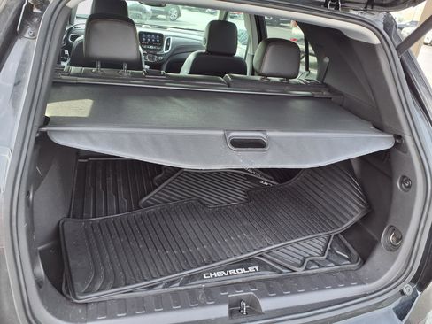 Used 2024 Chevrolet Equinox Premier image 25