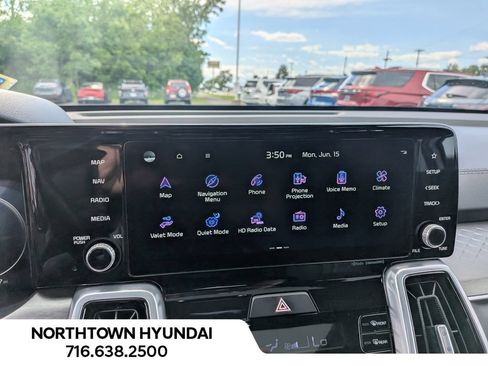 Used 2023 Kia Sorento SX AWD/4WD image 22