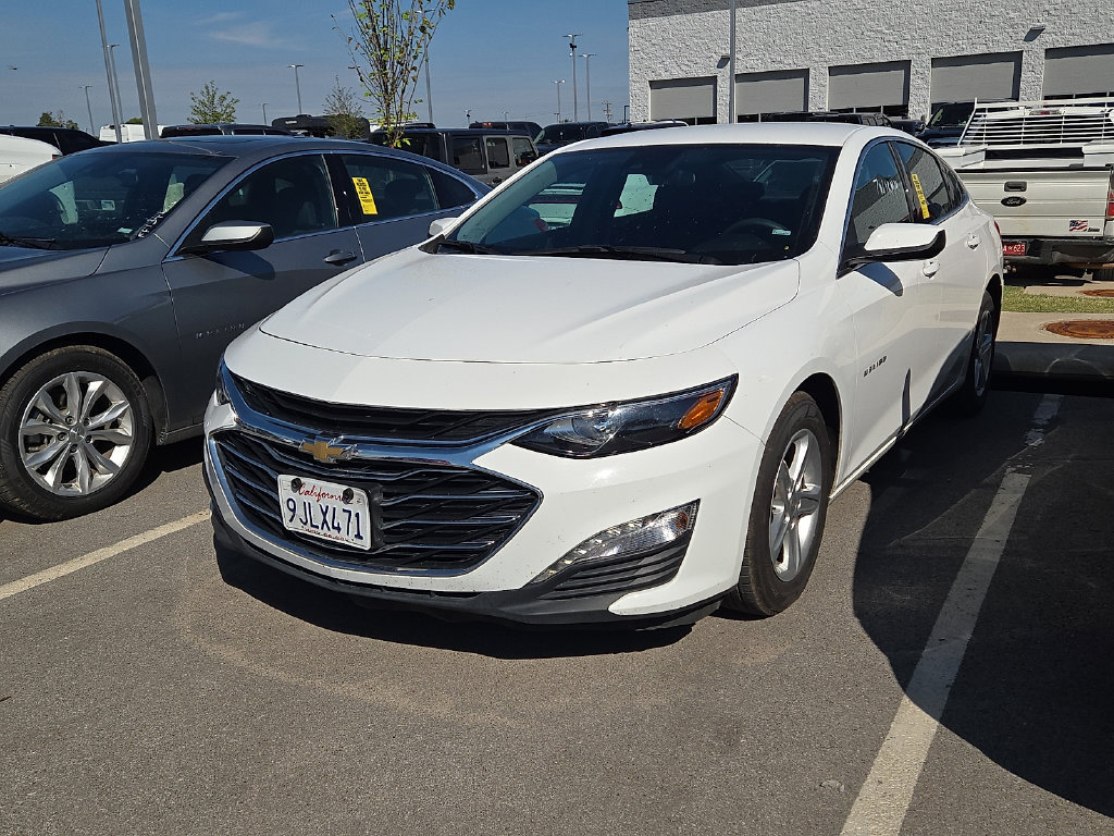 Used 2024 Chevrolet Malibu LT FWD image 1