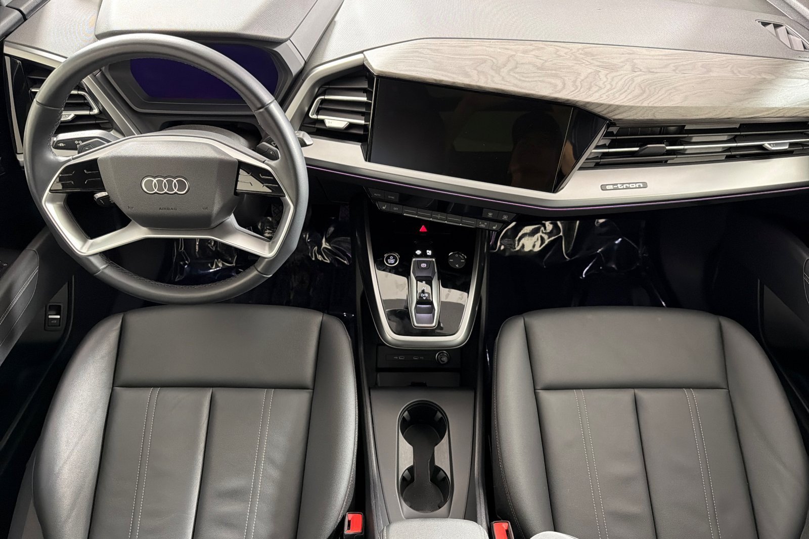 Certified 2024 Audi Q4 e-tron Premium Plus w/ Premium Plus AWD/4WD image 12