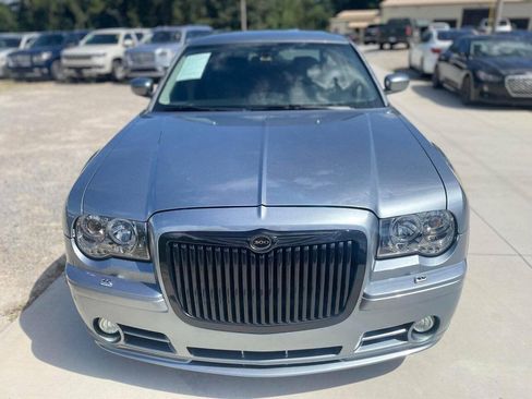 Used 2006 Chrysler 300 SRT8 w/ SRT Option Group II RWD image 2