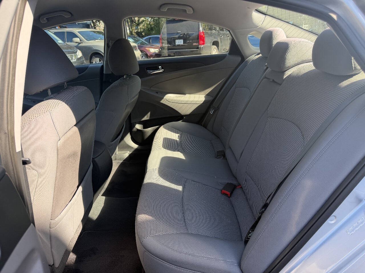 Used 2011 Hyundai Sonata GLS w/ Popular Equipment Pkg 2 FWD image 17