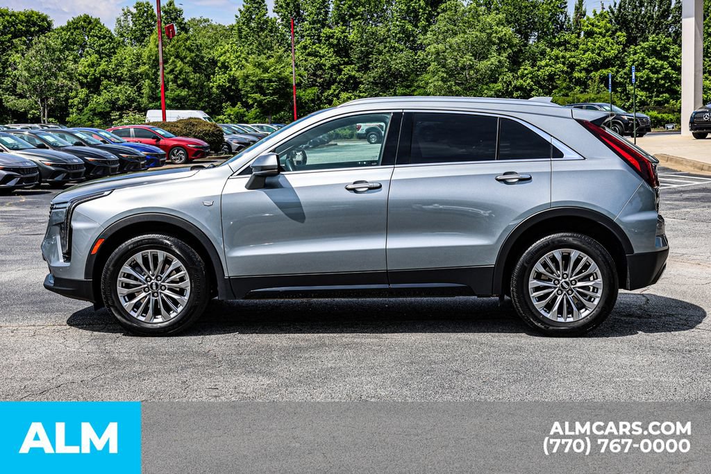 Used 2024 Cadillac XT4 Premium Luxury FWD image 8