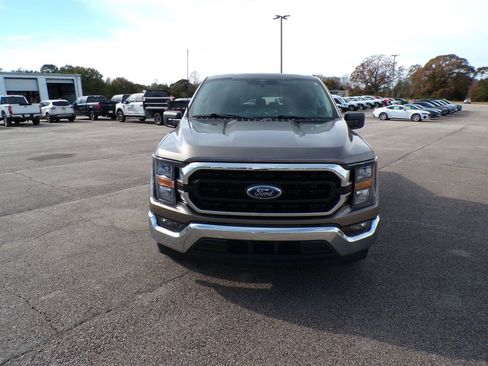 Used 2023 Ford F150 XLT image 2