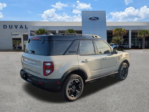 New 2025 Ford Bronco Sport Outer Banks image 4