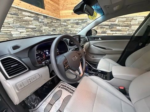 Used 2019 Hyundai Tucson SE image 10