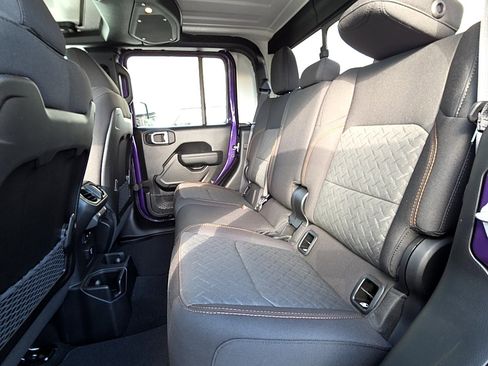 New 2026 Jeep Gladiator Mojave image 12