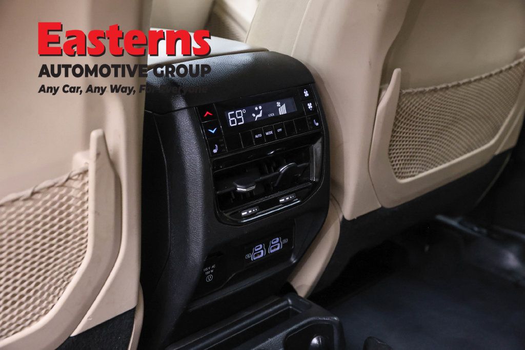 Used 2023 Jeep Grand Cherokee L Limited AWD/4WD image 25