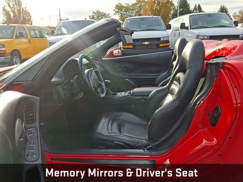 Used 1999 Chevrolet Corvette Convertible w/ Memory Pkg image 13