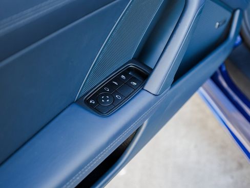 Certified 2025 Porsche 911 Carrera image 23